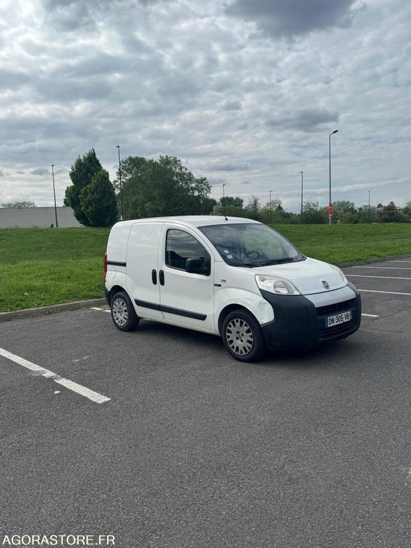 فان المدمجة FIAT FIORINO 140 000 KM ANNÉE 2015: صورة 9