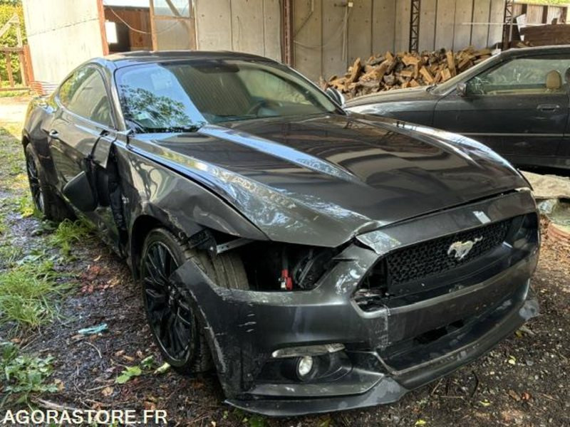FORD MUSTANG FASTBACK 5.0 V8 - سيارة: صورة 2 FORD MUSTANG FASTBACK 5.0 V8 - سيارة: صورة 2