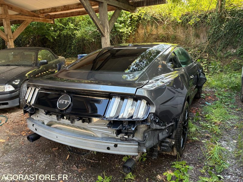 FORD MUSTANG FASTBACK 5.0 V8 - سيارة: صورة 4 FORD MUSTANG FASTBACK 5.0 V8 - سيارة: صورة 4