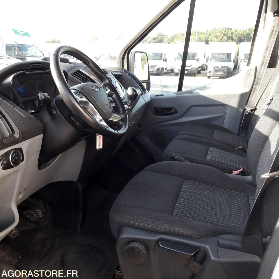 FORD TRANSIT CHASSIS CABINE- 2019- 113100KM - شاحنة توصيل مغلقة: صورة 5 FORD TRANSIT CHASSIS CABINE- 2019- 113100KM - شاحنة توصيل مغلقة: صورة 5