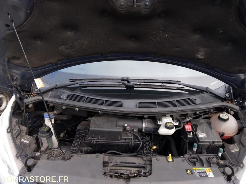 FORD - TRANSIT - Non roulant - 2015 (202 500km) - حافلة صغيرة, ميكروباص: صورة 4 FORD - TRANSIT - Non roulant - 2015 (202 500km) - حافلة صغيرة, ميكروباص: صورة 4