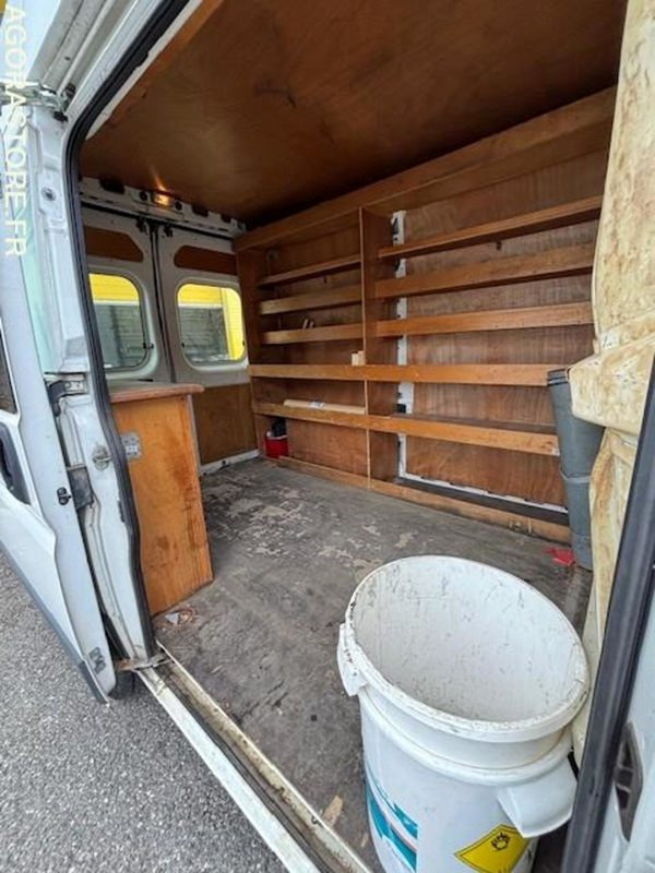 FOURGON CITROEN JUMPER FT30 de 2010 76305kms - فان: صورة 3 FOURGON CITROEN JUMPER FT30 de 2010 76305kms - فان: صورة 3