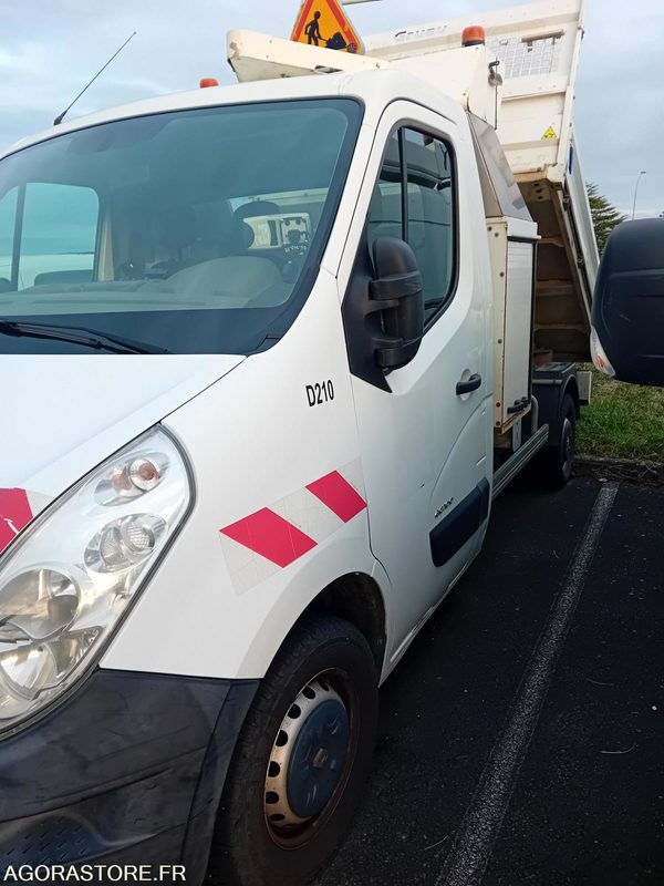 FOURGON RENAULT MASTER BENNE - قلاب صغير: صورة 2 FOURGON RENAULT MASTER BENNE - قلاب صغير: صورة 2