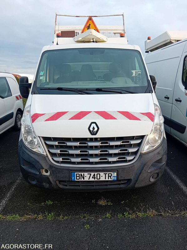 FOURGON RENAULT MASTER BENNE - قلاب صغير: صورة 1 FOURGON RENAULT MASTER BENNE - قلاب صغير: صورة 1