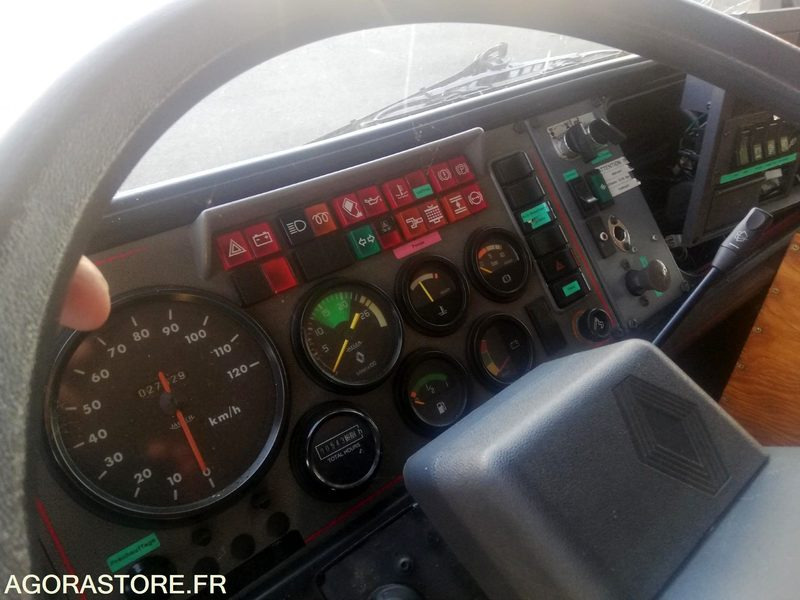FPT RENAULT G 230 (POUR PIECES) - مقطورة السحب: صورة 4 FPT RENAULT G 230 (POUR PIECES) - مقطورة السحب: صورة 4