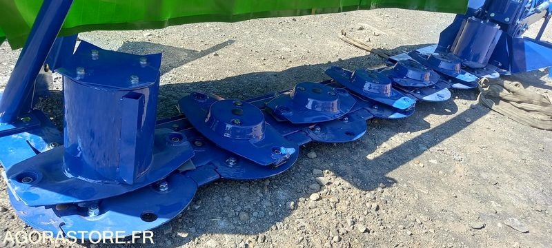 Faucheuse rotative 2m80 - جزازة العشب: صورة 4 Faucheuse rotative 2m80 - جزازة العشب: صورة 4