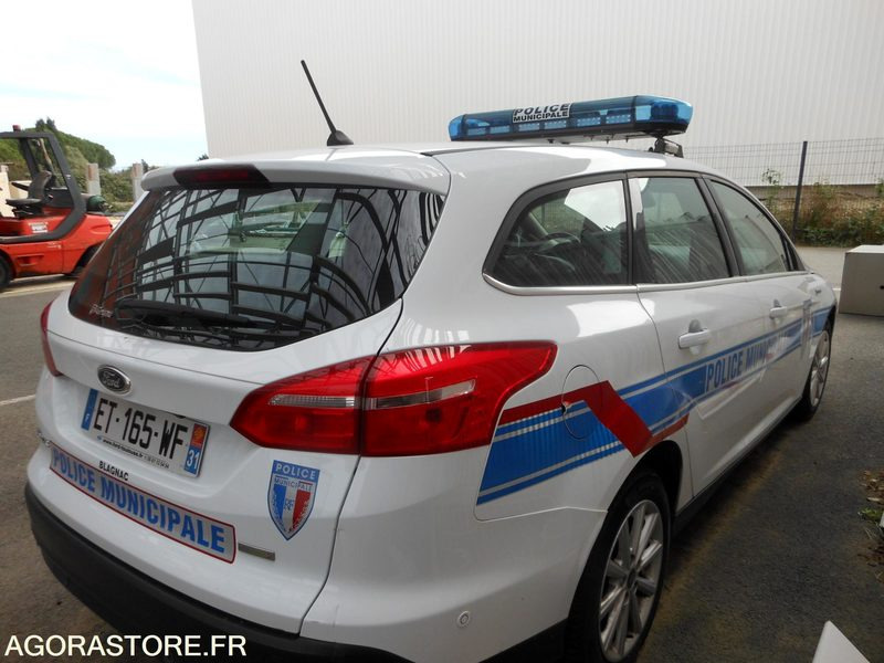 Ford Focus SW police municipale de 2018 moteur cassé - سيارة ستيشن: صورة 3 Ford Focus SW police municipale de 2018 moteur cassé - سيارة ستيشن: صورة 3