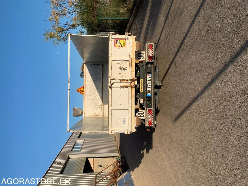 Ford Transit Benne Ampirol - double cabine - 2015 - 63500kms - قلاب صغير: صورة 4 Ford Transit Benne Ampirol - double cabine - 2015 - 63500kms - قلاب صغير: صورة 4