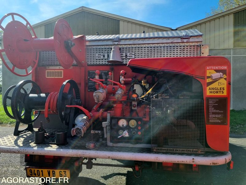 Fourgon incendie 4x4 - IVECO 80.17 - 9401 VB 63 - 22311kms - شاحنة حريق: صورة 3 Fourgon incendie 4x4 - IVECO 80.17 - 9401 VB 63 - 22311kms - شاحنة حريق: صورة 3