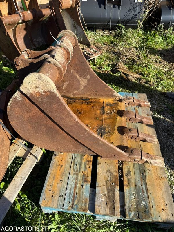 Godet 700mm Morin 3 - بكت - آلات الإنشاء: صورة 2 Godet 700mm Morin 3 - بكت - آلات الإنشاء: صورة 2