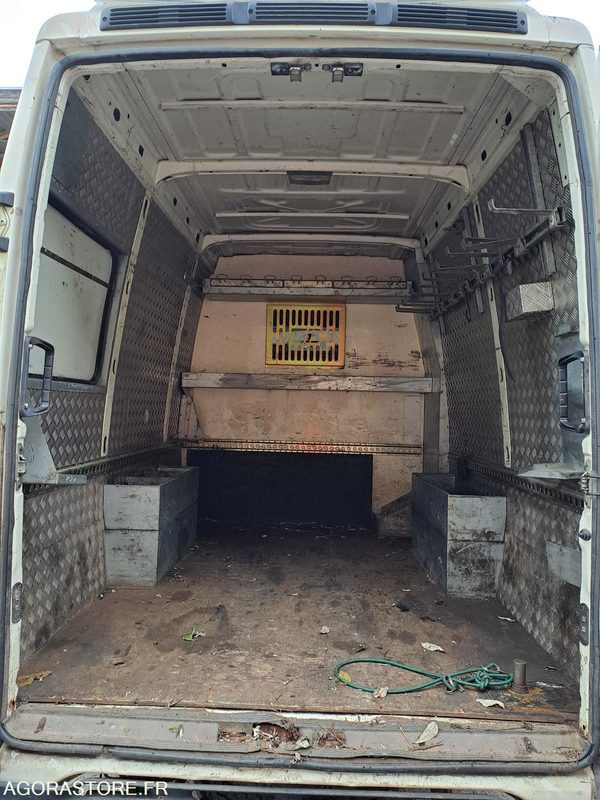 IVECO | 35S12 | 2007 | 99665KM - فان: صورة 3 IVECO | 35S12 | 2007 | 99665KM - فان: صورة 3