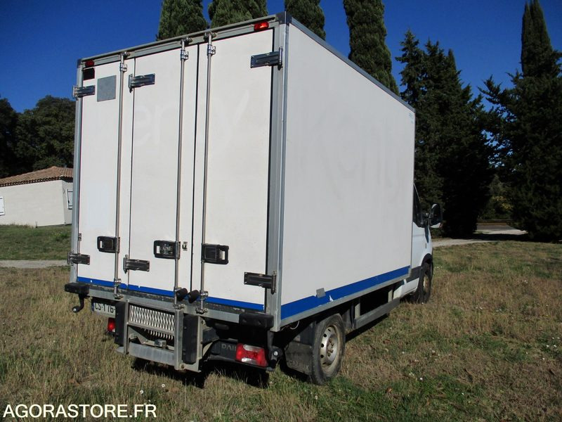 IVECO 35S13 de 2013 chassis cabine frigorifique idéal pour modifié en benne - شاحنة توصيل مبردة: صورة 4 IVECO 35S13 de 2013 chassis cabine frigorifique idéal pour modifié en benne - شاحنة توصيل مبردة: صورة 4