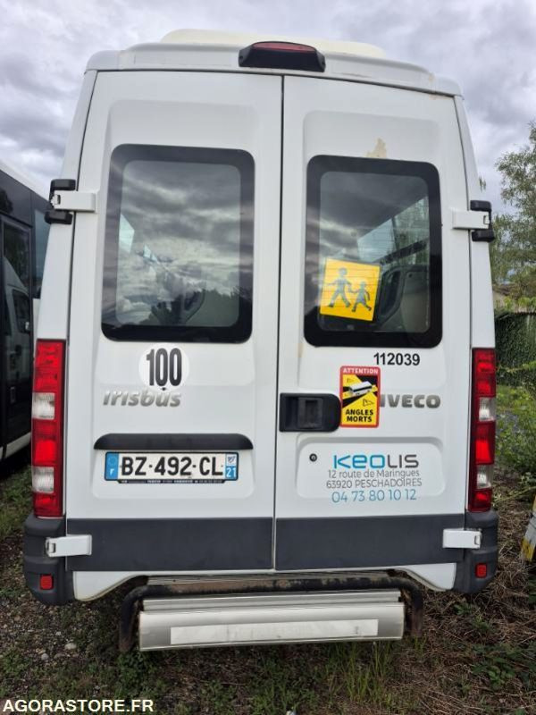 IVECO BUS DAILY N°112039 - حافلة صغيرة, ميكروباص: صورة 2 IVECO BUS DAILY N°112039 - حافلة صغيرة, ميكروباص: صورة 2