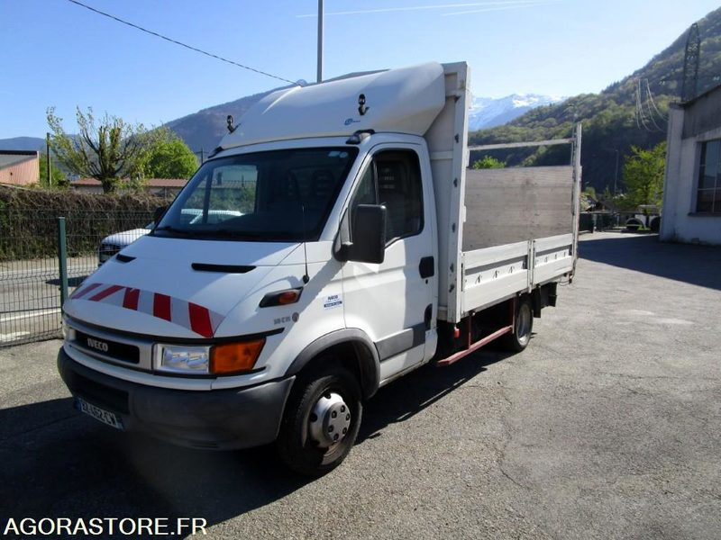 IVECO DAILY 35C11 du 28/04/2000 (Contrôle Technique joint) - فان: صورة 2 IVECO DAILY 35C11 du 28/04/2000 (Contrôle Technique joint) - فان: صورة 2