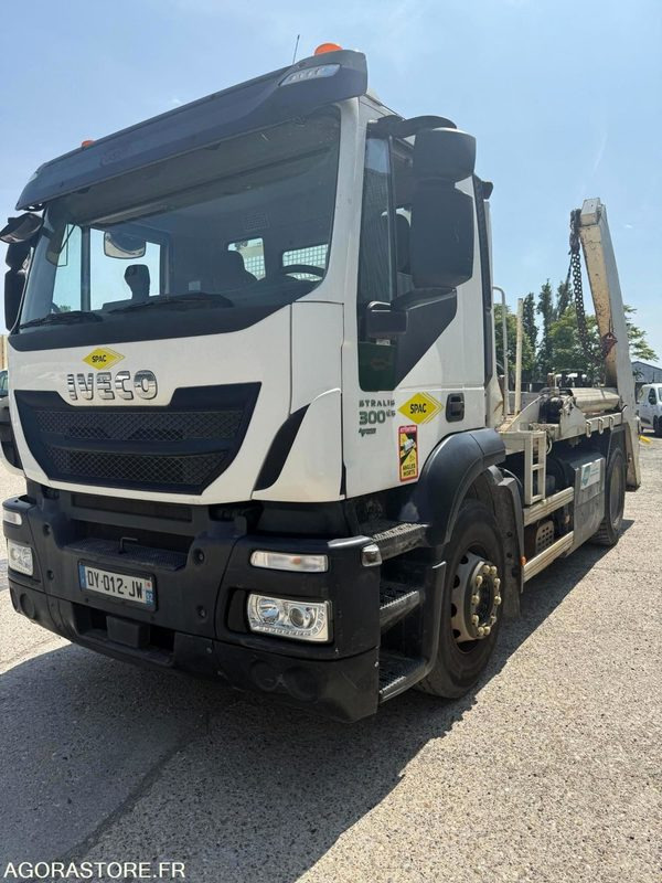 IVECO STRALIS MULTIBENNE 4x2 - 2015 / 61000KM - شاحنة: صورة 2 IVECO STRALIS MULTIBENNE 4x2 - 2015 / 61000KM - شاحنة: صورة 2