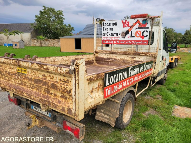 Iveco 35c12 - قلاب صغير: صورة 3 Iveco 35c12 - قلاب صغير: صورة 3