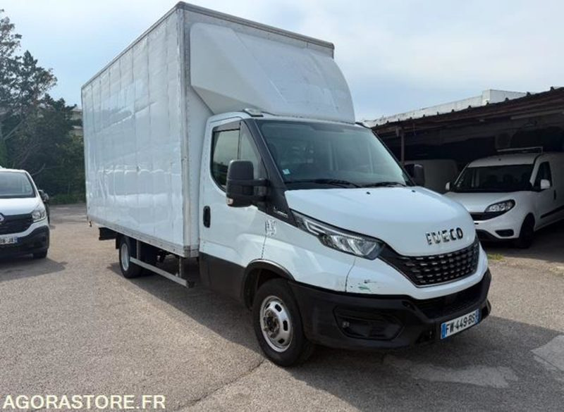 Iveco DAILY CCB - 2020 - 295 000km - فان: صورة 2 Iveco DAILY CCB - 2020 - 295 000km - فان: صورة 2