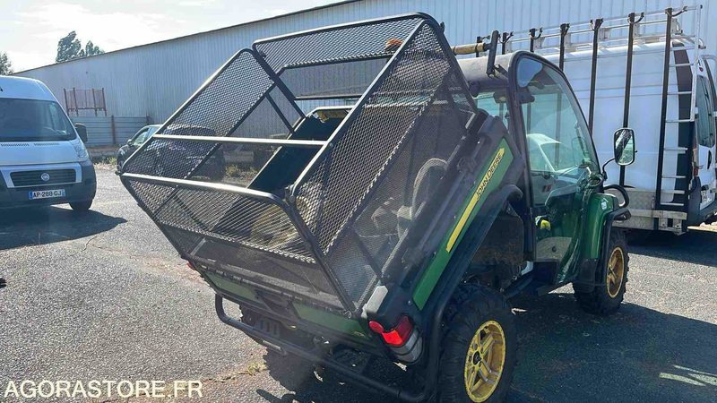 JOHN DEERE XUV 4X4 - 2012 - 3142h - عربة جميع التضاريس/ رباعية العجلات: صورة 4 JOHN DEERE XUV 4X4 - 2012 - 3142h - عربة جميع التضاريس/ رباعية العجلات: صورة 4