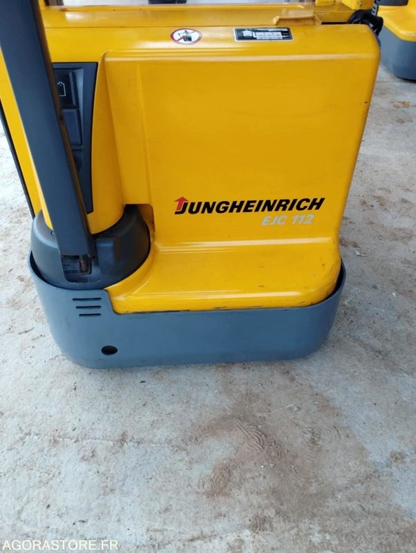 JUNGHEINRICH EJC 112 Gerbeur accompagnat 1.2Tonnes - معدات المناولة: صورة 3 JUNGHEINRICH EJC 112 Gerbeur accompagnat 1.2Tonnes - معدات المناولة: صورة 3