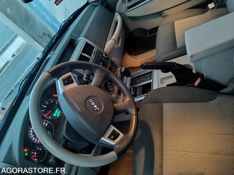 Jeep Cherokee IV 2.8 CRD Jamboree - 2009 - 193 000 KM - سيارة: صورة 3 Jeep Cherokee IV 2.8 CRD Jamboree - 2009 - 193 000 KM - سيارة: صورة 3