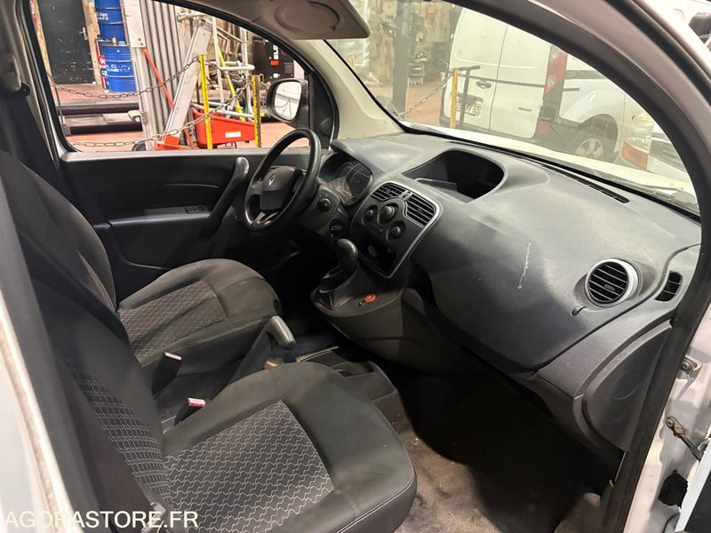 KANGOO ELECTRIQUE - 59000kms - فان المدمجة, فان كهربائية: صورة 3 KANGOO ELECTRIQUE - 59000kms - فان المدمجة, فان كهربائية: صورة 3