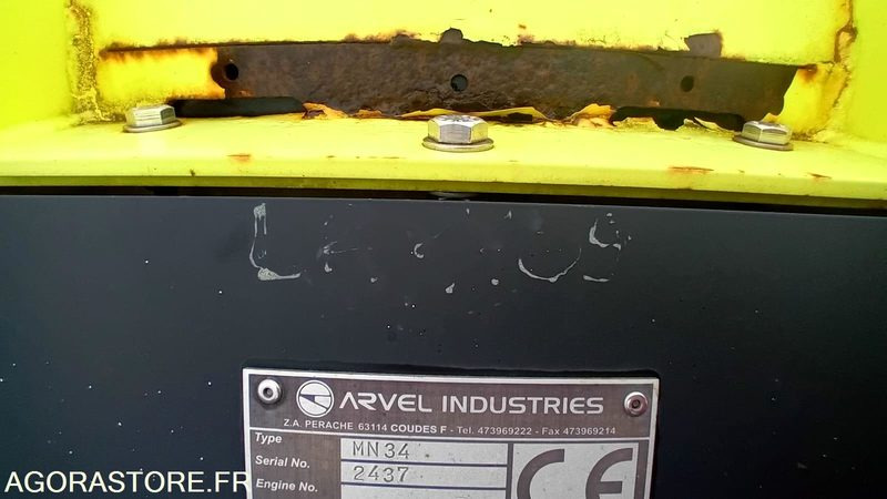 LAME ARVEL (LA1109)) - سيارة خدمات/ سيارة خاصة: صورة 3 LAME ARVEL (LA1109)) - سيارة خدمات/ سيارة خاصة: صورة 3