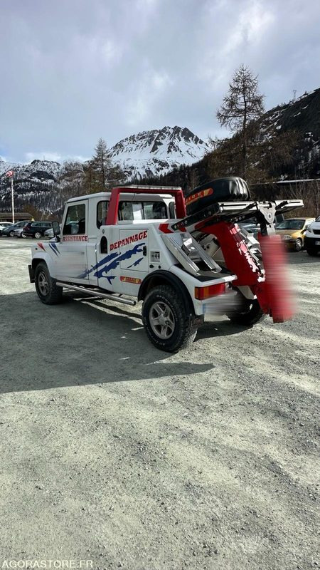 LAND ROVER DEFENDER Pick-up 2.4 Td4 4x4 122cv - شاحنة توصيل مغلقة: صورة 3 LAND ROVER DEFENDER Pick-up 2.4 Td4 4x4 122cv - شاحنة توصيل مغلقة: صورة 3