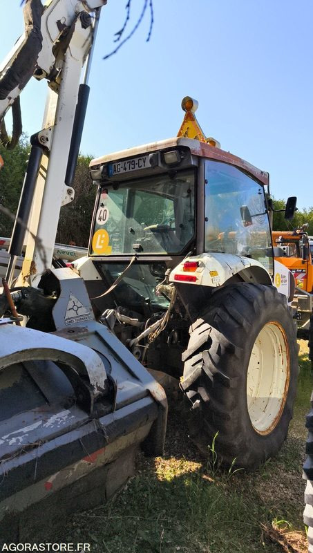 Lot Renault - Tracteur ergos 446 Roto 209 - 2009 et FAUCHEUSE NOREMAT VISIOBRA - جرار: صورة 5 Lot Renault - Tracteur ergos 446 Roto 209 - 2009 et FAUCHEUSE NOREMAT VISIOBRA - جرار: صورة 5