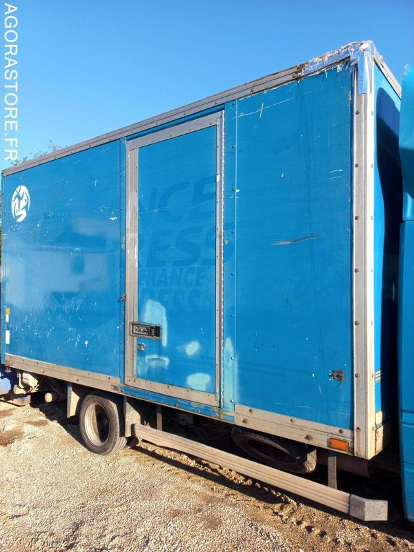 MERCEDES 411 SPRINTER - فان: صورة 4 MERCEDES 411 SPRINTER - فان: صورة 4