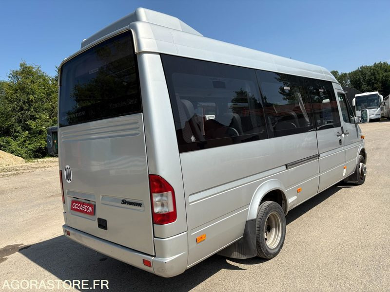 MERCEDES 413 DIESEL 17 PL - 2006 - 312 800 kms - حافلة صغيرة, ميكروباص: صورة 3 MERCEDES 413 DIESEL 17 PL - 2006 - 312 800 kms - حافلة صغيرة, ميكروباص: صورة 3
