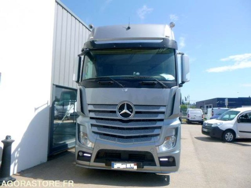 MERCEDES ACTROS 1845 GRANDE CABINE - 2012 - IMMATRICULATION SLOVENE - رأس تريلا: صورة 3 MERCEDES ACTROS 1845 GRANDE CABINE - 2012 - IMMATRICULATION SLOVENE - رأس تريلا: صورة 3