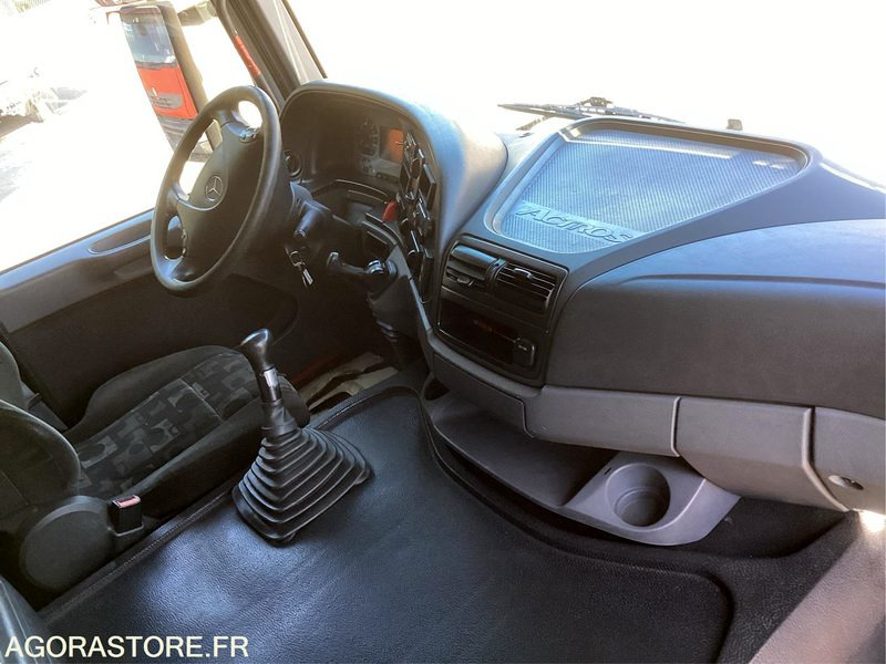 MERCEDES BENZ ACTROS - 2005 - 511806 KM - P3000898 - رأس تريلا: صورة 5 MERCEDES BENZ ACTROS - 2005 - 511806 KM - P3000898 - رأس تريلا: صورة 5