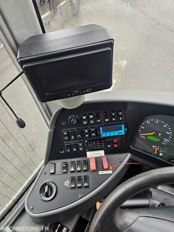 تأجير  MERCEDES TOURISMO - 2012 - 995000KM - CD701SH MERCEDES TOURISMO - 2012 - 995000KM - CD701SH: صورة 9