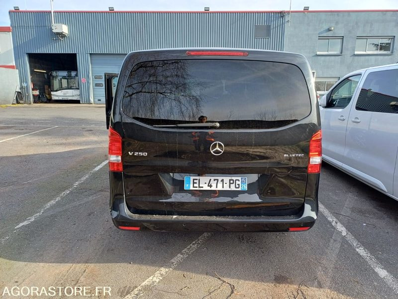 MERCEDES - VIANO - 2014 / 142000 KM - EL471PG - حافلة صغيرة, ميكروباص: صورة 5 MERCEDES - VIANO - 2014 / 142000 KM - EL471PG - حافلة صغيرة, ميكروباص: صورة 5