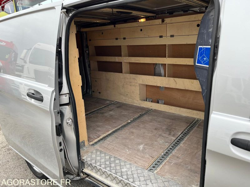 MERCEDES VITO 4X4 190CV LONG - فان المدمجة: صورة 5 MERCEDES VITO 4X4 190CV LONG - فان المدمجة: صورة 5