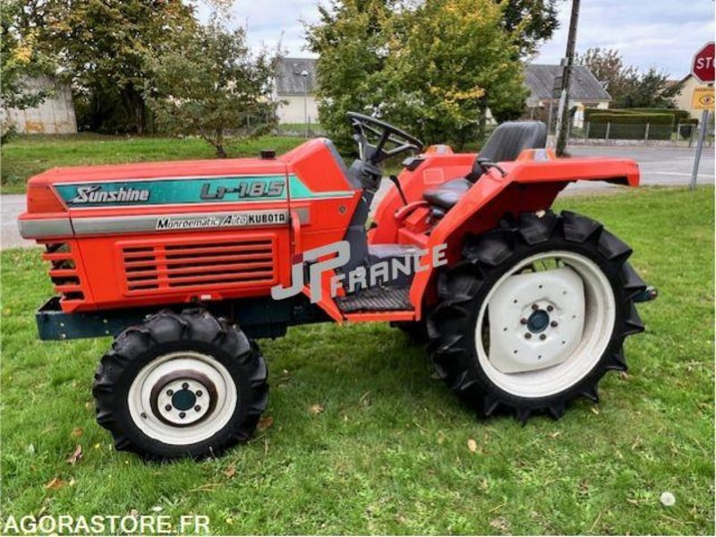 MICROTRACTEUR KUBOTA L1-185 4RM 3 CYLINDRES DIESEL 1300CM3 DANS L'ETAT - جرار: صورة 2 MICROTRACTEUR KUBOTA L1-185 4RM 3 CYLINDRES DIESEL 1300CM3 DANS L'ETAT - جرار: صورة 2