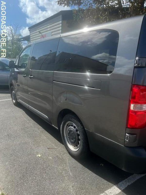 MINIBUS CITROEN JUMPY SPACETOURER 1.5L BHDI - 4 portes - 2019 - 182 000km - حافلة صغيرة, ميكروباص: صورة 5 MINIBUS CITROEN JUMPY SPACETOURER 1.5L BHDI - 4 portes - 2019 - 182 000km - حافلة صغيرة, ميكروباص: صورة 5