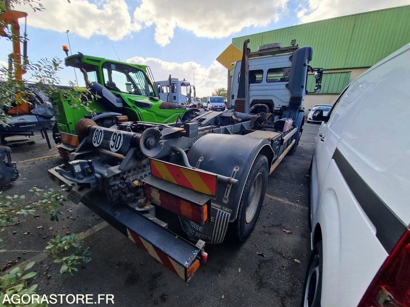 Mercedes Axor 1825 - 2007 - 169485 - 159AJK29 - شاحنة: صورة 4 Mercedes Axor 1825 - 2007 - 169485 - 159AJK29 - شاحنة: صورة 4