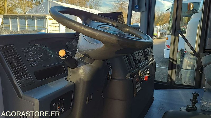 Mercedes Econic 2633 - 2012 - 206149kms - CG216GJ - شاحنة قمامة: صورة 4 Mercedes Econic 2633 - 2012 - 206149kms - CG216GJ - شاحنة قمامة: صورة 4