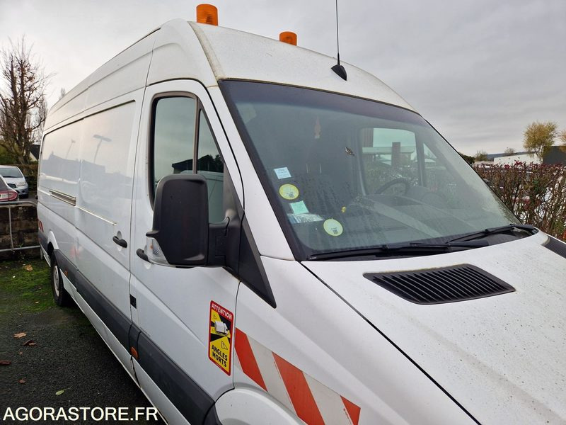 Mercedes Sprinter - 2009 - 414537 - AH780MP - فان: صورة 2 Mercedes Sprinter - 2009 - 414537 - AH780MP - فان: صورة 2