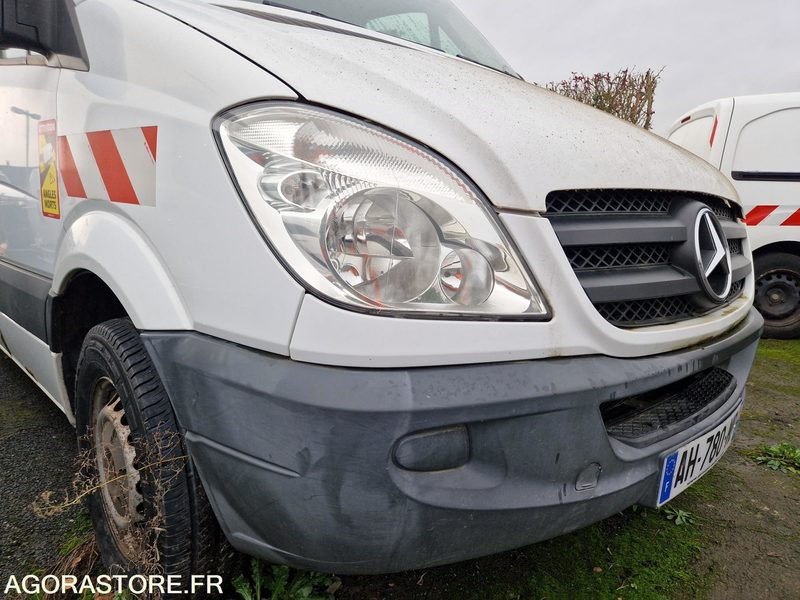 Mercedes Sprinter - 2009 - 414537 - AH780MP - فان: صورة 3 Mercedes Sprinter - 2009 - 414537 - AH780MP - فان: صورة 3