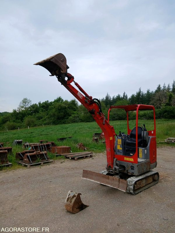 Mini pelle Bobcat E17 avec 2 godets - حفّار: صورة 3 Mini pelle Bobcat E17 avec 2 godets - حفّار: صورة 3