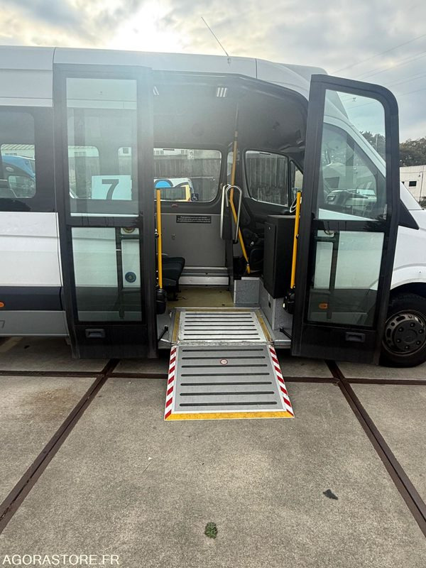 Minibus Mercedes Sprinter - 2014 - 659 600km - Bon état général - حافلة صغيرة, ميكروباص: صورة 4 Minibus Mercedes Sprinter - 2014 - 659 600km - Bon état général - حافلة صغيرة, ميكروباص: صورة 4