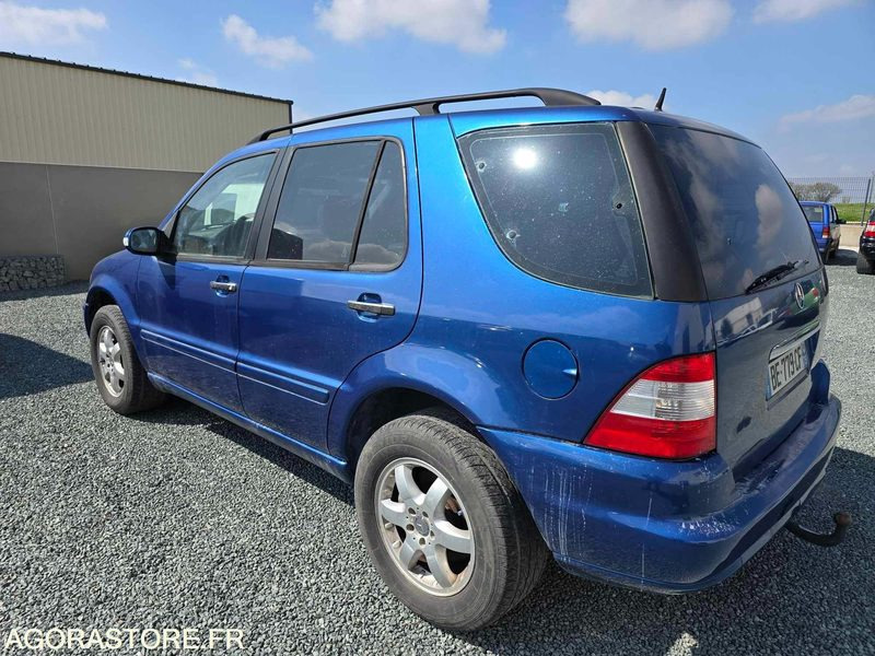 NIORT - MERCEDES ML 400 CDI BVA BI TURBO 4.00L 250 CH PEINTURE NEUVE 2025 - سيارة: صورة 3 NIORT - MERCEDES ML 400 CDI BVA BI TURBO 4.00L 250 CH PEINTURE NEUVE 2025 - سيارة: صورة 3