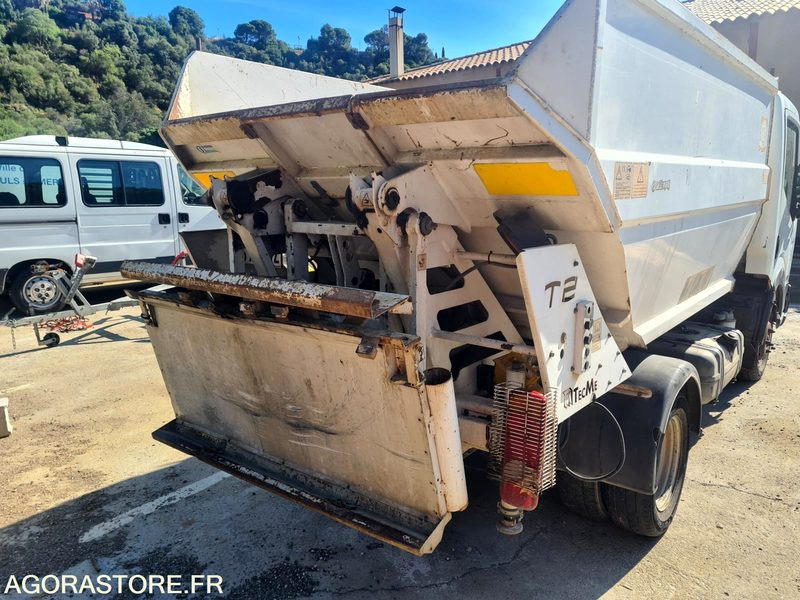 NISSAN - BOM - CABSTAR - قلاب صغير: صورة 3 NISSAN - BOM - CABSTAR - قلاب صغير: صورة 3