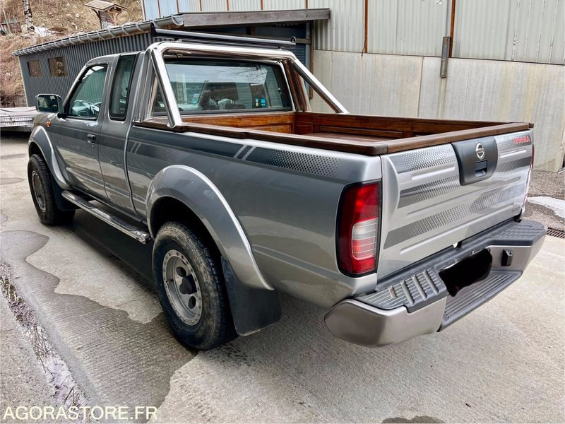 NISSAN NAVARA 4X4 83500 KMS 2003 - سيارة: صورة 2 NISSAN NAVARA 4X4 83500 KMS 2003 - سيارة: صورة 2
