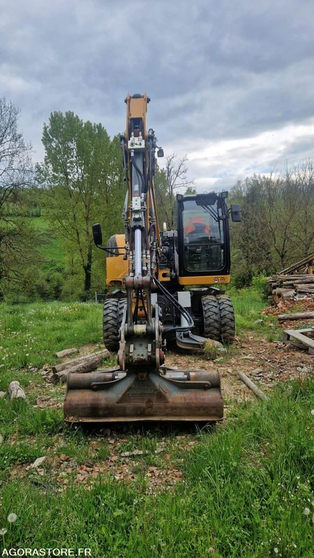 PELLE A PNEUS A912 COMPACT 2 godets - LIEBHERR - 2019 - 2820h - حفّار: صورة 4 PELLE A PNEUS A912 COMPACT 2 godets - LIEBHERR - 2019 - 2820h - حفّار: صورة 4
