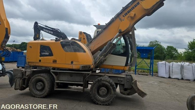 PELLE DE MANUTENTION SUR ROUE - LH22M LITRONIC LIEBHERR - 2017 / 12 053 HEURES - حفّار: صورة 2 PELLE DE MANUTENTION SUR ROUE - LH22M LITRONIC LIEBHERR - 2017 / 12 053 HEURES - حفّار: صورة 2