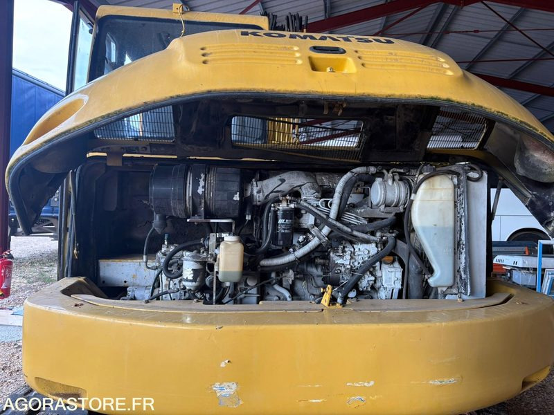 PELLE KOMATSU / 0333018 H / 2004 - حفّار: صورة 3 PELLE KOMATSU / 0333018 H / 2004 - حفّار: صورة 3