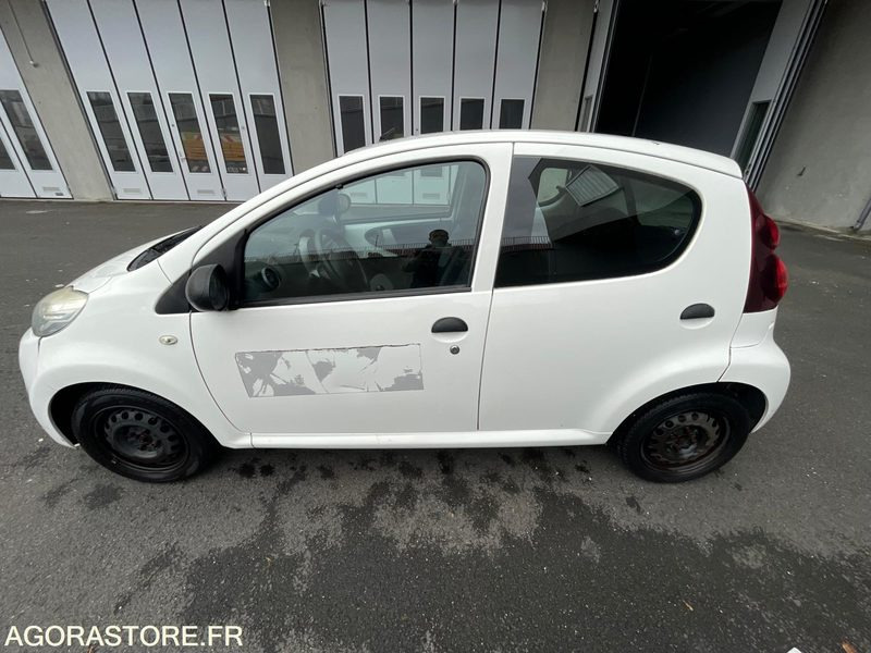 PEUGEOT 107 CL-310-LQ - سيارة: صورة 3 PEUGEOT 107 CL-310-LQ - سيارة: صورة 3